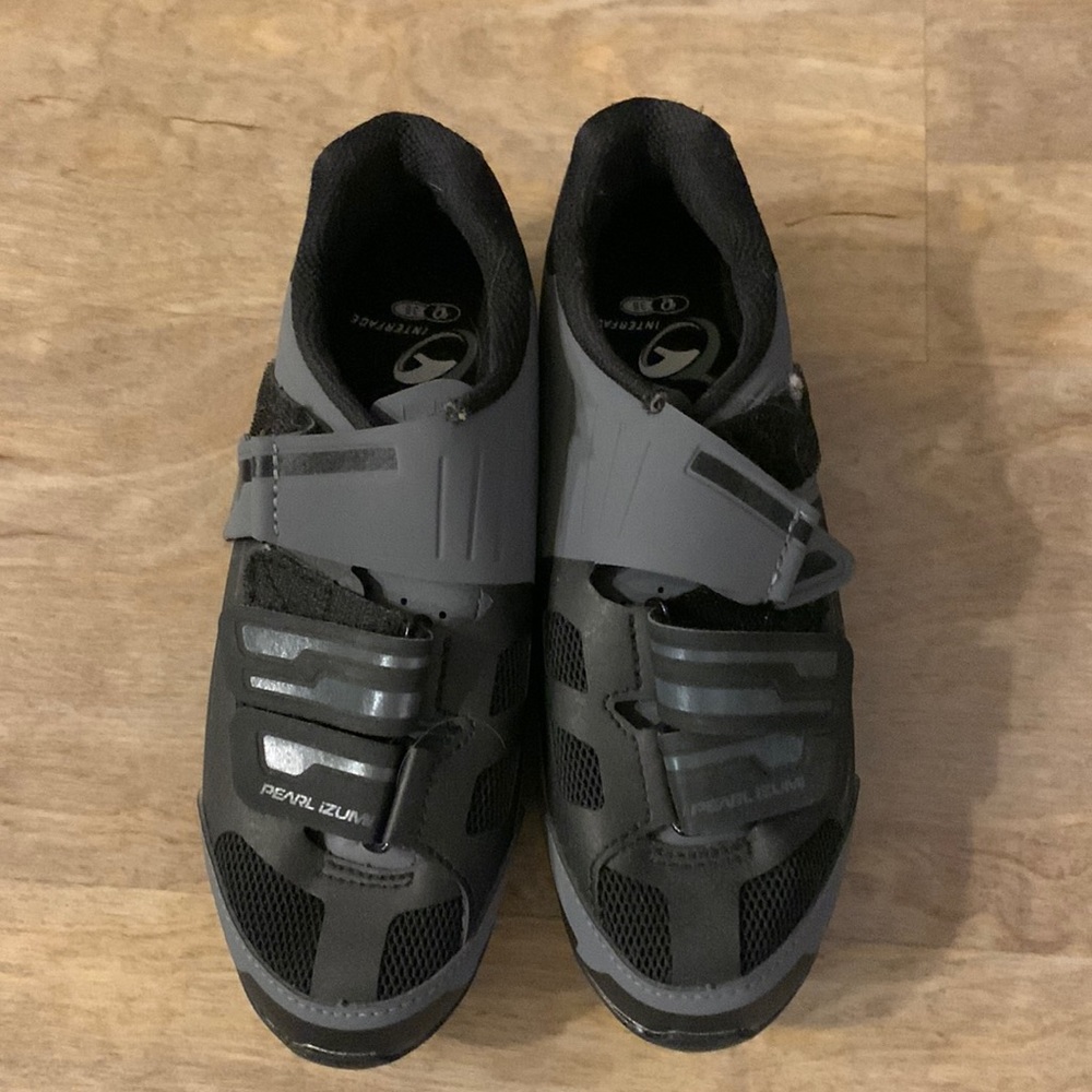Pearl Izumi cycling shoes